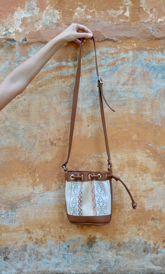 Amira mini Bucket Ethnic