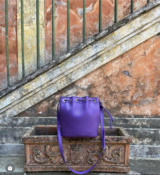 Borsa a secchiello media Amira viola
