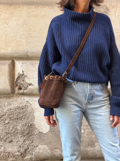 Amira mini Bucket suede Brown